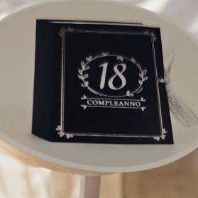 SCATOLINA 18 ANNI LIBRO CON NOME E COMPLETA DI CONFETTI