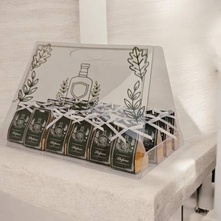 espositore SCATOLINA 18 anni