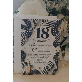 INVITO 18 ANNI CON BUSTA RAGAZZO BIANCO E NERO